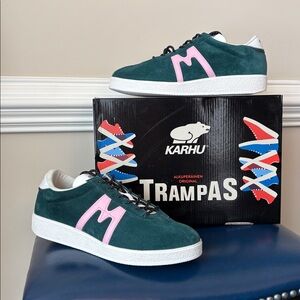 NWT Karhu Trampas 9